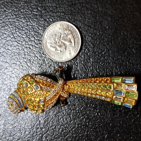 Vintage Swarovski Parrot Brooch - Picture 4 of 6